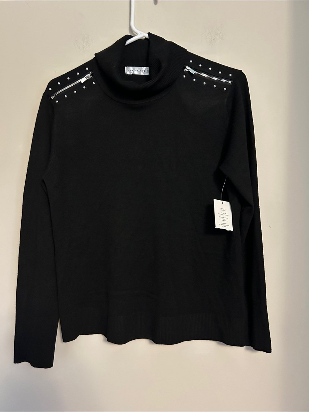 Retrology black rayon/polyester turtleneck sweater zipper/stud trim NWT